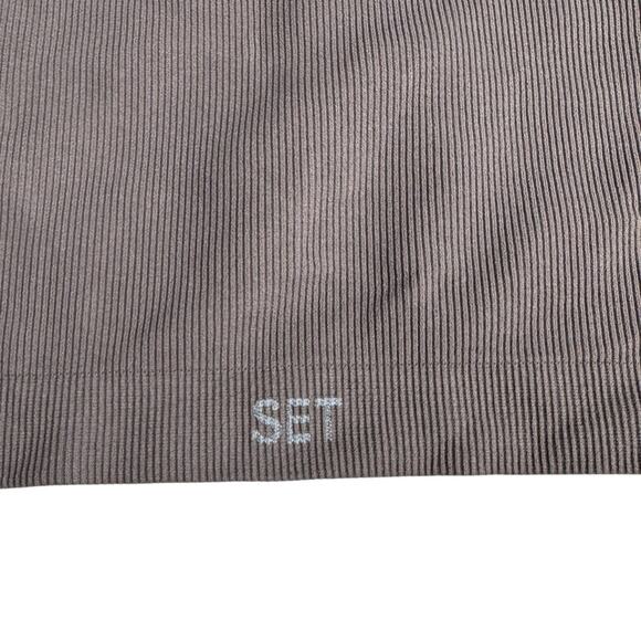 Set Active SculptFlex Ribbed V Bra in Pepper Active Crop Tank Top Women's XS - Picture 5 of 7
